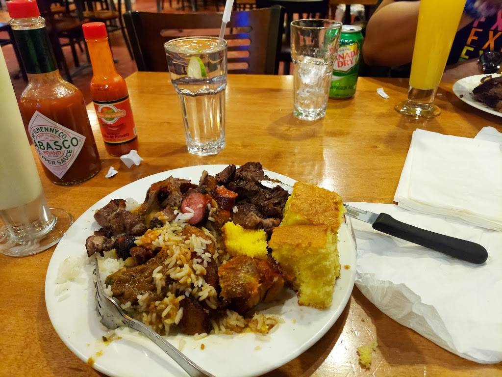 Oasis Brazilian Restaurant | restaurant | 373 Main St, Medford, MA 02155, USA | 7813968337 OR +1 781-396-8337