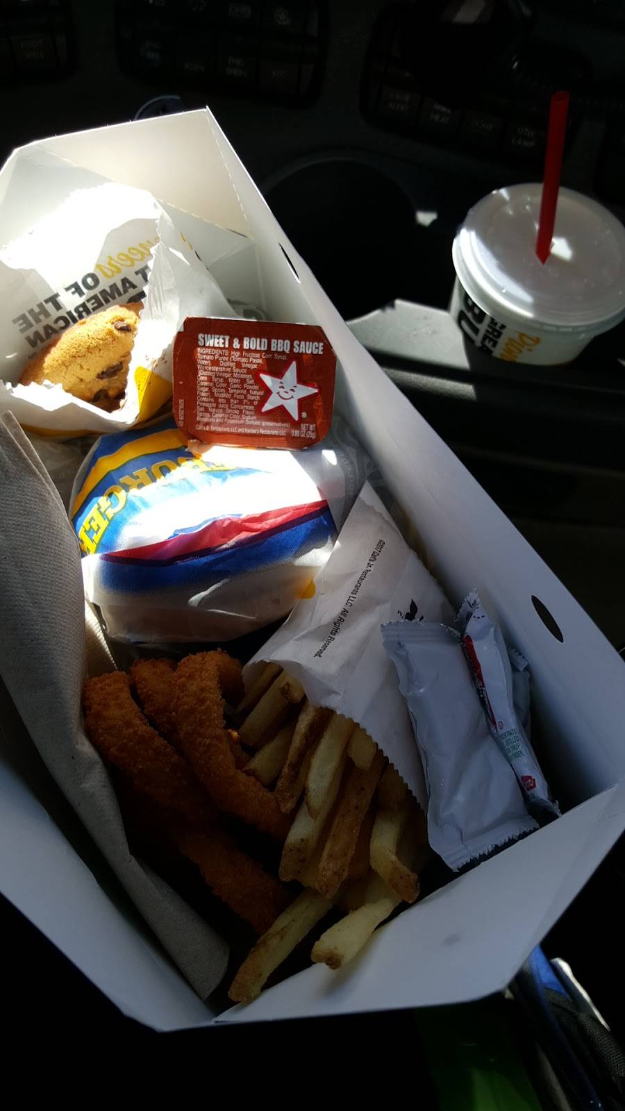 Carls Jr. | restaurant | 373 Aviation Blvd, Santa Rosa, CA 95403, USA | 7075755945 OR +1 707-575-5945