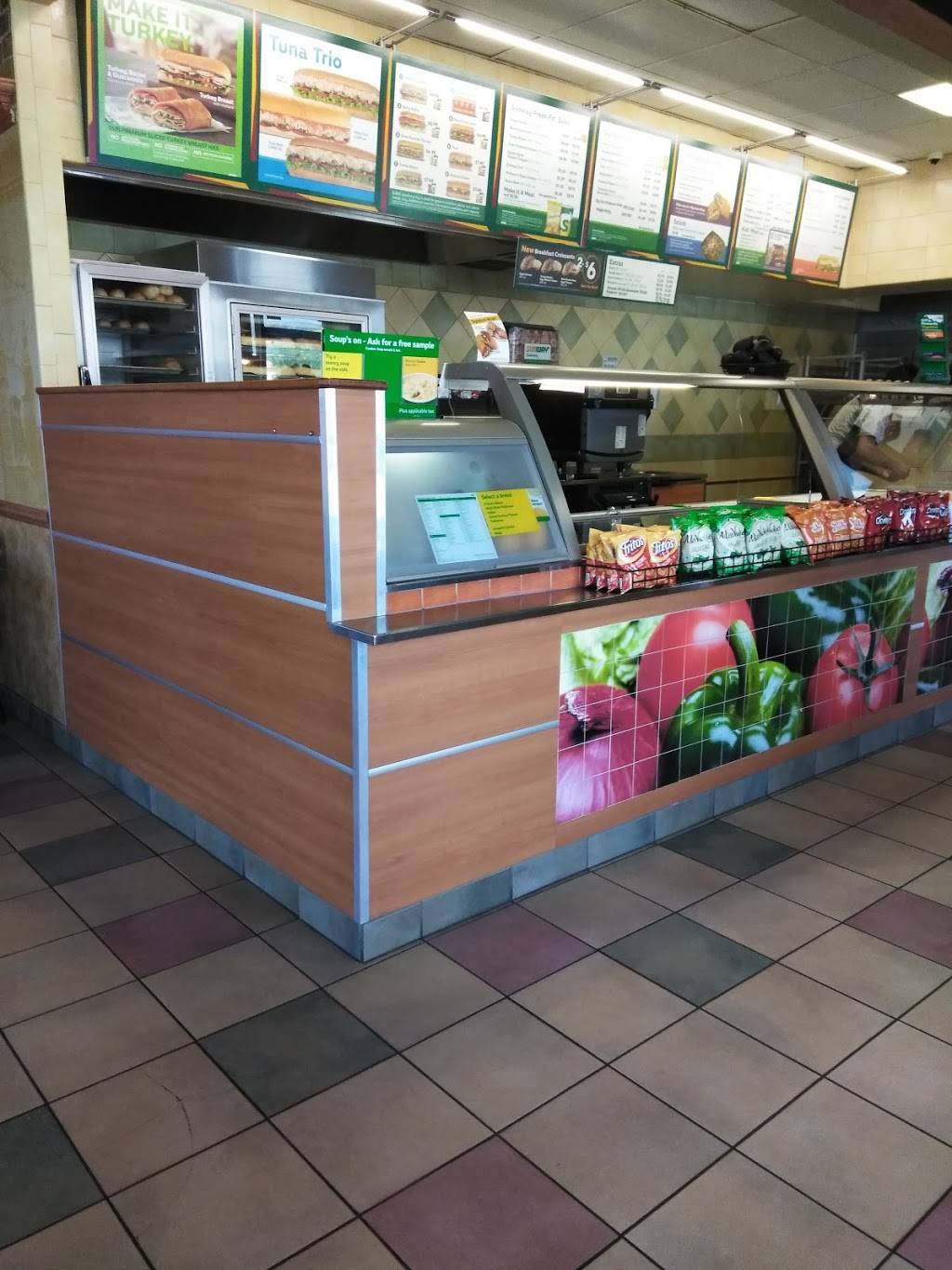 Subway Restaurants | restaurant | 31744 Castaic Rd #101, Castaic, CA 91384, USA | 6612950664 OR +1 661-295-0664