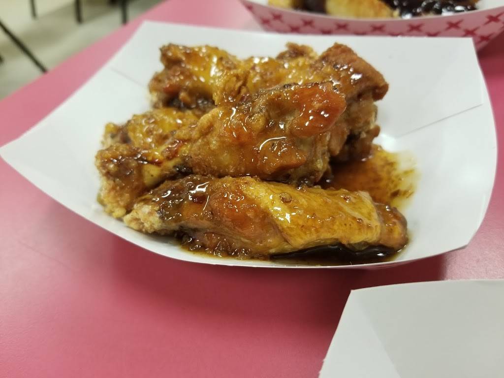 Wiggy’s | restaurant | 2350 Noblestown Rd, Pittsburgh, PA 15205, USA | 4129190361 OR +1 412-919-0361