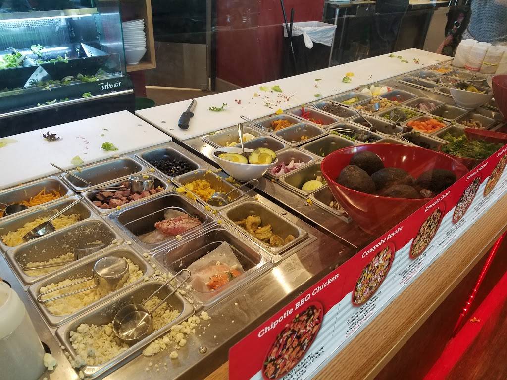 Crushed Red- Edwardsville | meal delivery | 222 E Park St, Edwardsville, IL 62025, USA | 6183079861 OR +1 618-307-9861