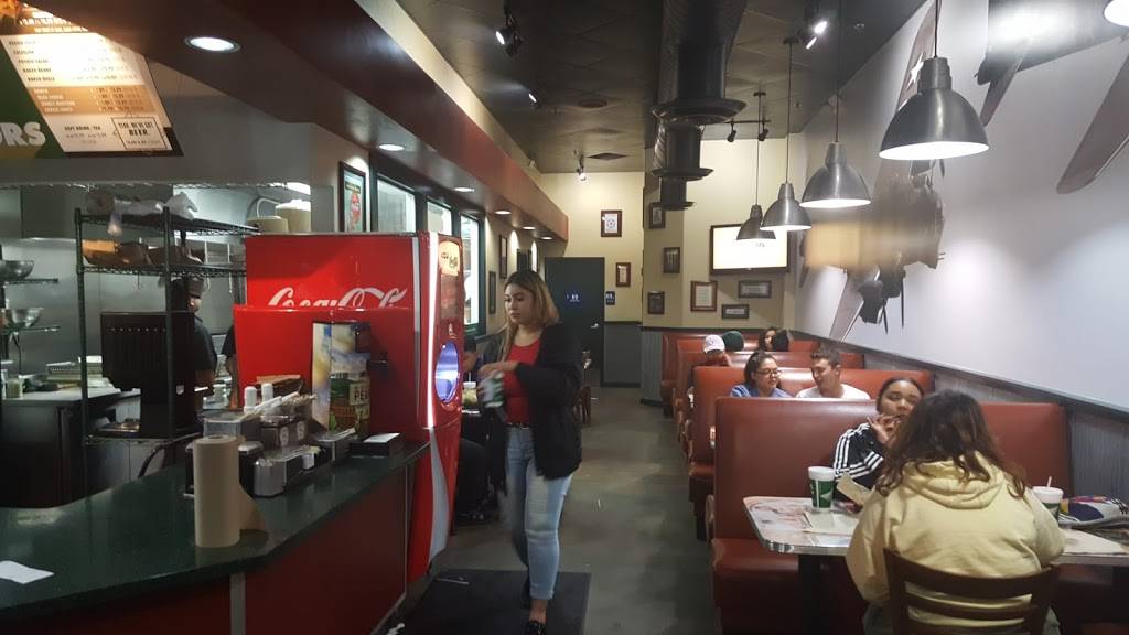 Wingstop | restaurant | 4725 Venice Blvd, Los Angeles, CA 90019, USA | 3236349460 OR +1 323-634-9460