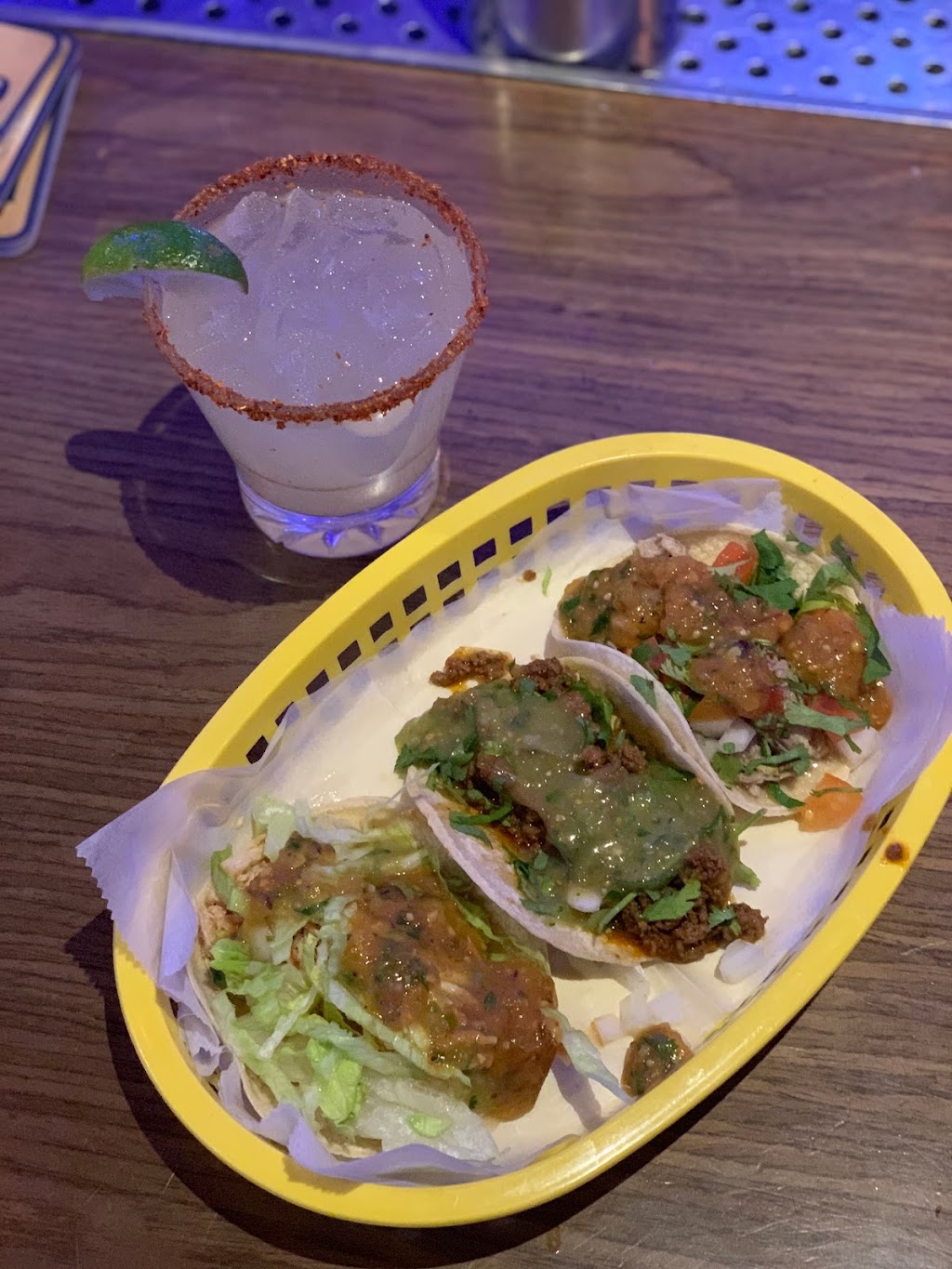 Cruisers Pizza Bar Grill | restaurant | 210 5th St, Huntington Beach, CA 92648, USA | 6573012200 OR +1 657-301-2200