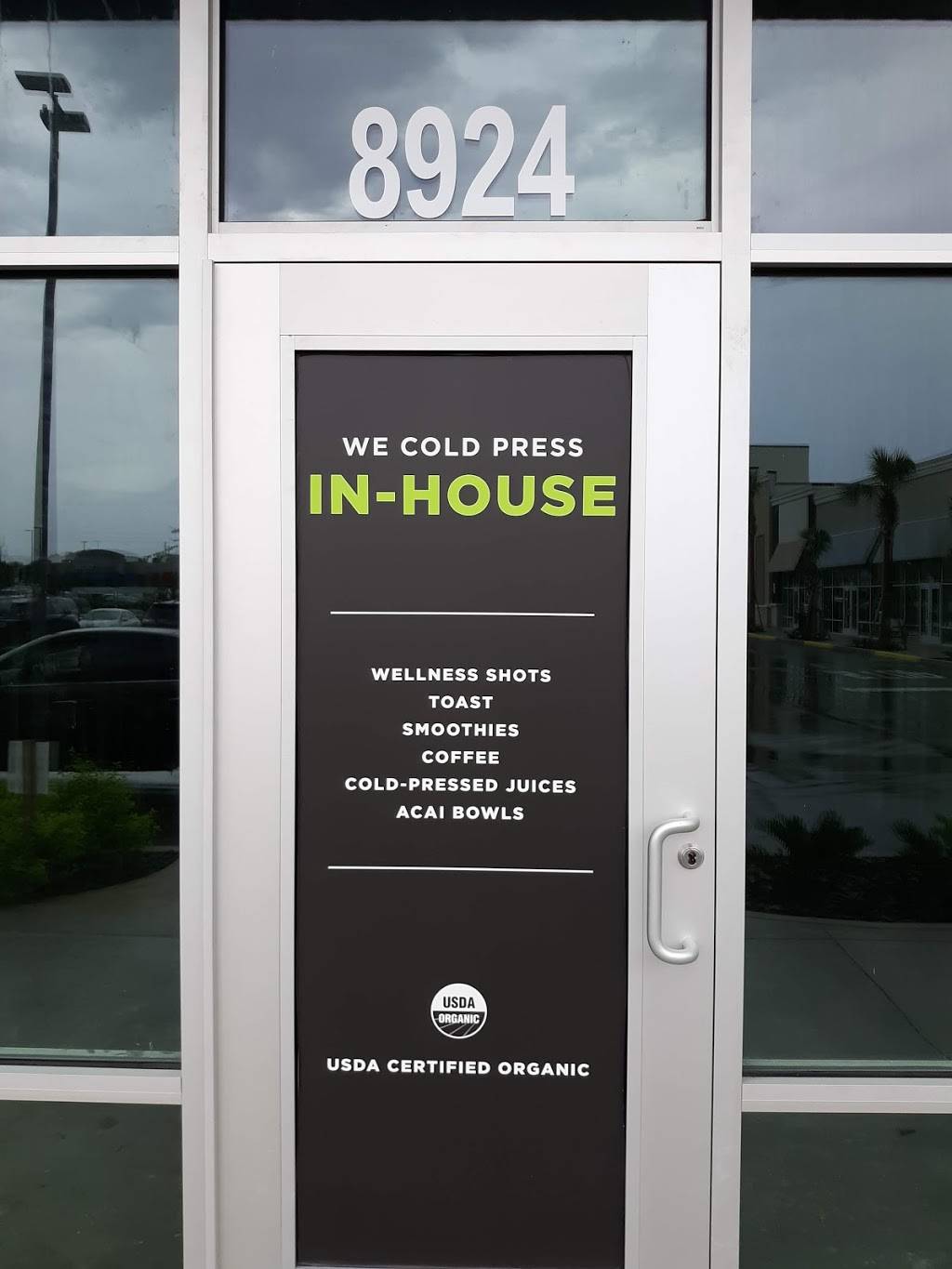 Clean Juice | restaurant | 8924 Strength Ave, New Port Richey, FL 34655, USA | 7272646602 OR +1 727-264-6602