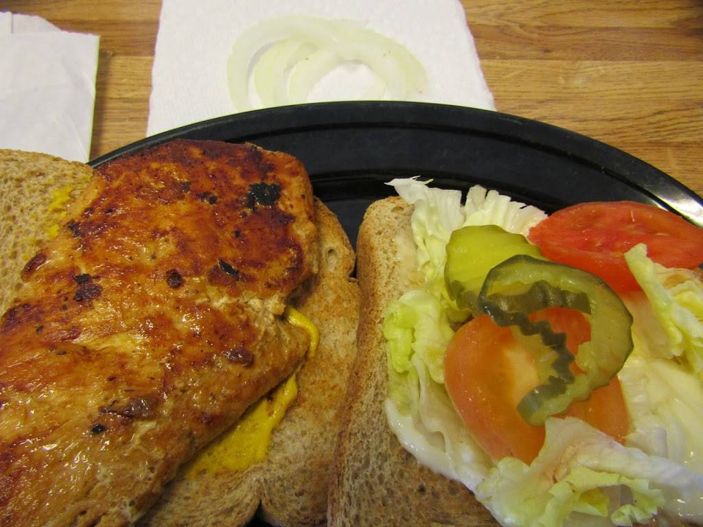 Everybodys Restaurant | restaurant | 35 US-90, Baldwin, FL 32234, USA | 9042669458 OR +1 904-266-9458