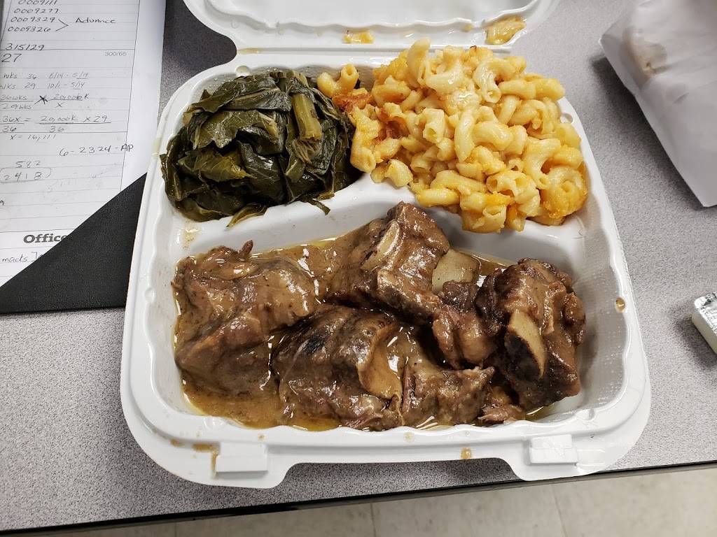 Sweetpea’s Classic Soul Food | restaurant | 2851 Georgia Ave NW, Washington, DC 20001, USA | 2025164098 OR +1 202-516-4098