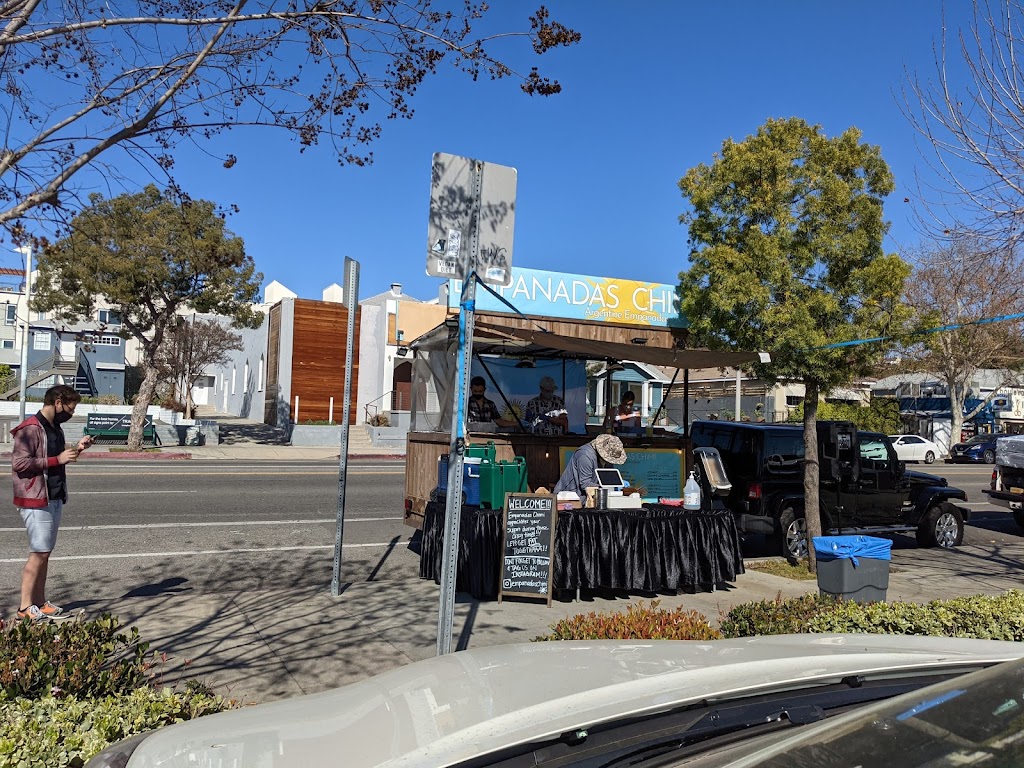 Empanadas Chimi | restaurant | 5030 York Blvd, Los Angeles, CA 90042, USA | 3233895084 OR +1 323-389-5084