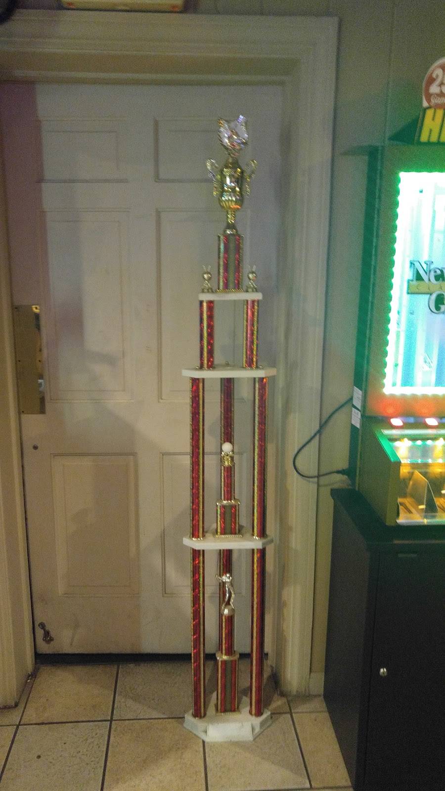 New Albany Roadhouse, Inc. | restaurant | 1702 Gray Brook Ln, New Albany, IN 47150, USA | 8129817777 OR +1 812-981-7777