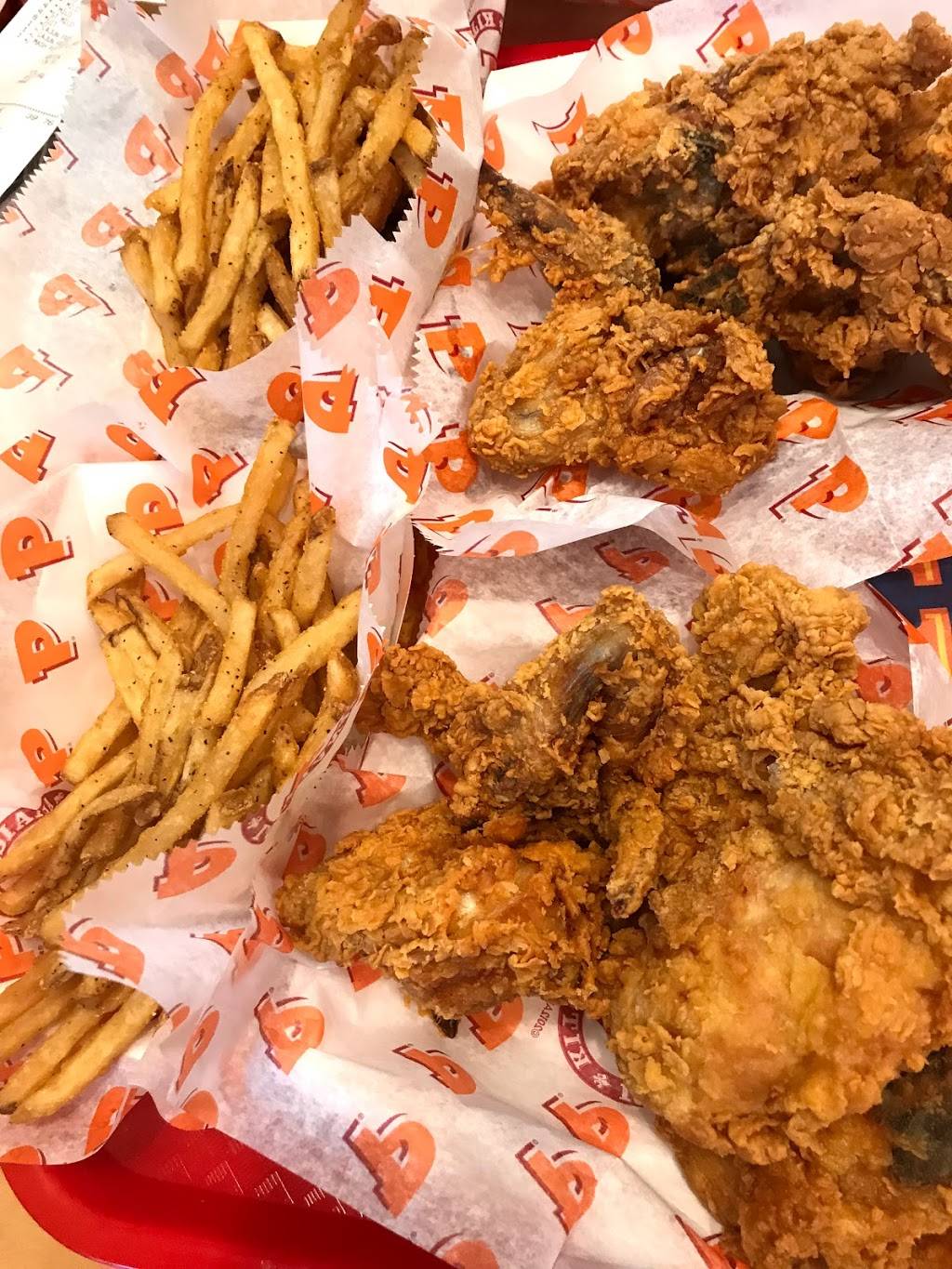 Popeyes Louisiana Kitchen | restaurant | 852 Buenaventura Blvd, Kissimmee, FL 34743, USA | 4078374082 OR +1 407-837-4082