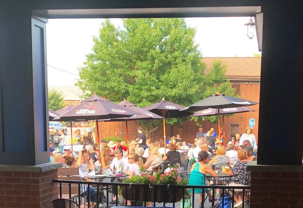 The Irishman Pub and Eatery | restaurant | 5601 Main St, Williamsville, NY 14221, USA | 7166262670 OR +1 716-626-2670