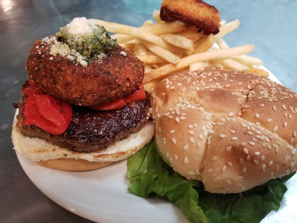 Louie Ms Burgerlust | restaurant | 1718 Vinton St, Omaha, NE 68108, USA | 4024499112 OR +1 402-449-9112