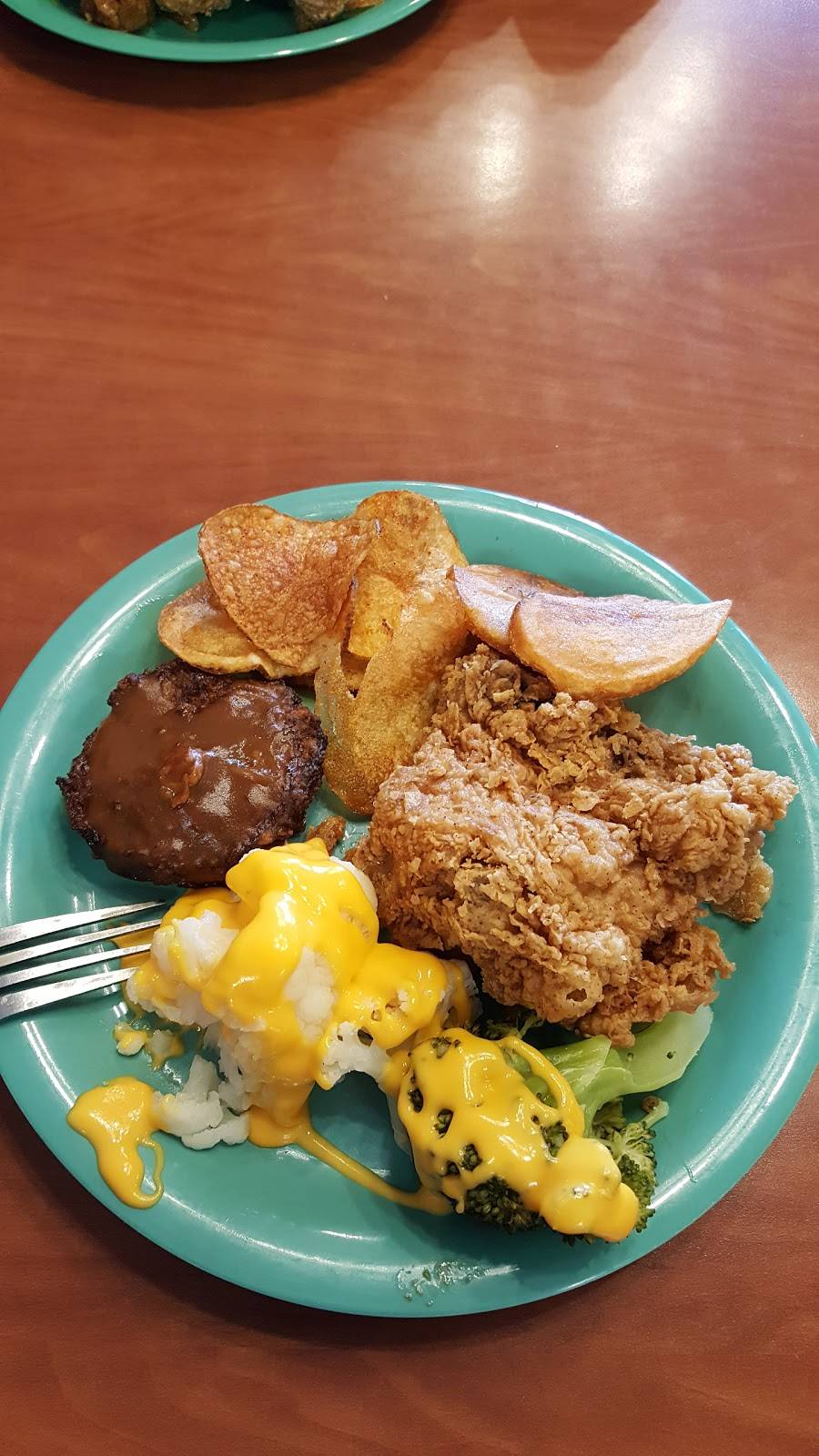 Golden Corral Buffet & Grill | restaurant | 75 Quaker Rd, Queensbury, NY 12804, USA | 5186363300 OR +1 518-636-3300