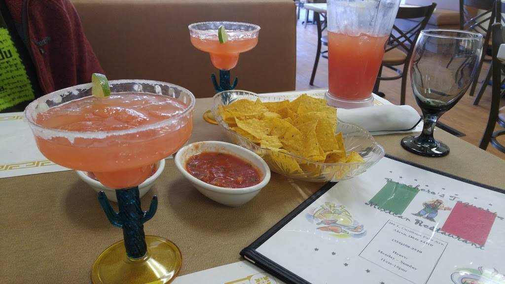 Rancheros Taqueria | restaurant | 286 E Cuyahoga Falls Ave, Akron, OH 44310, USA | 3302582910 OR +1 330-258-2910