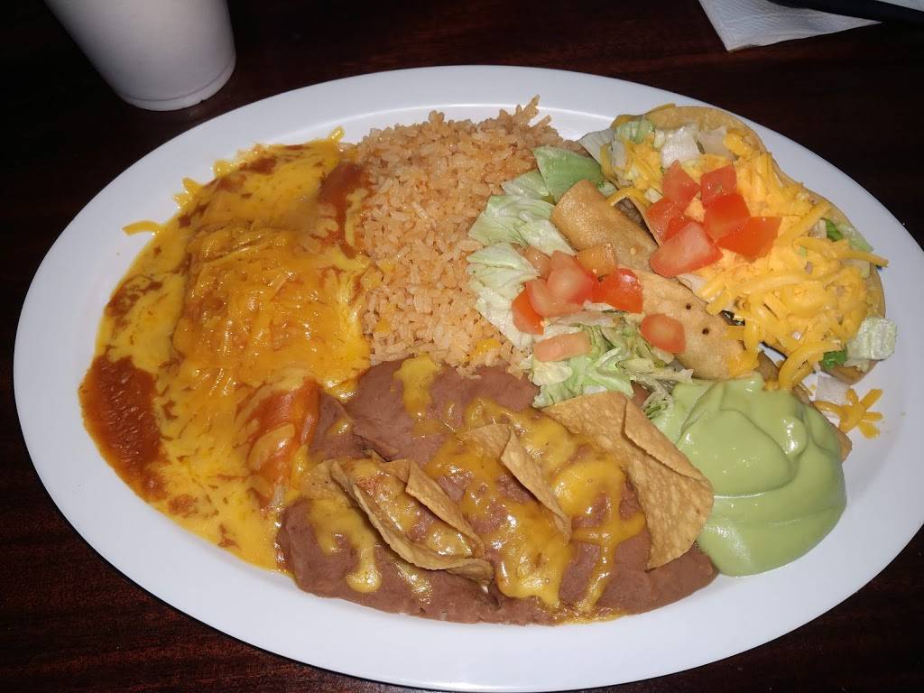 El Torero Restaurant | restaurant | 222 E 3rd St, Corona, CA 92879, USA | 9517372738 OR +1 951-737-2738
