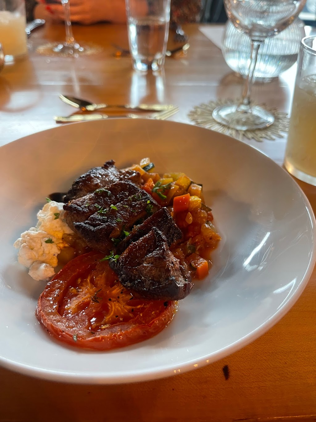 The Roughian, LLC | restaurant | 4705 S Alameda St, Corpus Christi, TX 78412, USA | 3614460382 OR +1 361-446-0382