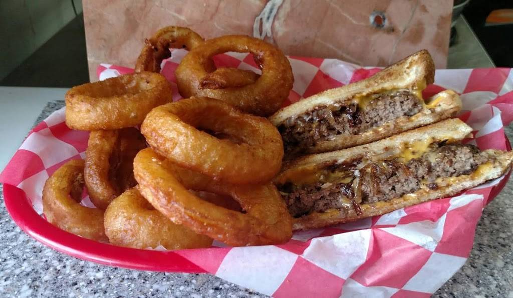 Mac Smiths Country Store | restaurant | 2201 Lebanon Rd, Pendleton, SC 29670, USA | 8642249759 OR +1 864-224-9759