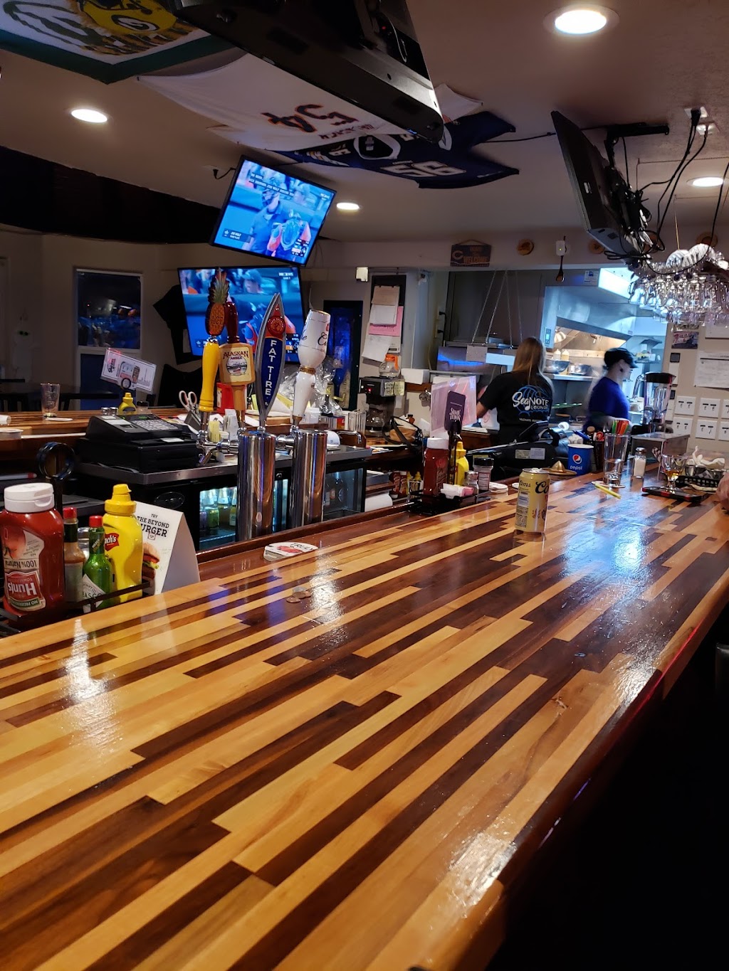 The Sea Note Restaurant & Lounge | restaurant | 333 Hwy 101 N, Yachats, OR 97498, USA | 5415473612 OR +1 541-547-3612