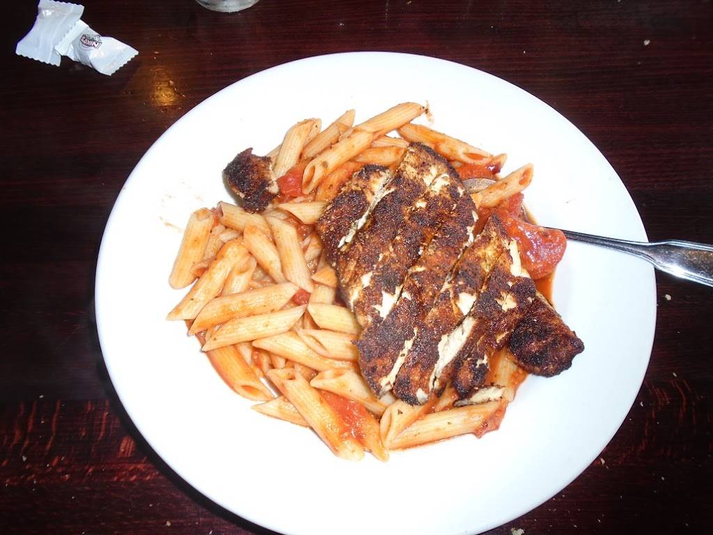 Nikos Pizzeria | meal delivery | 399 W 6th St, San Pedro, CA 90731, USA | 3102411400 OR +1 310-241-1400