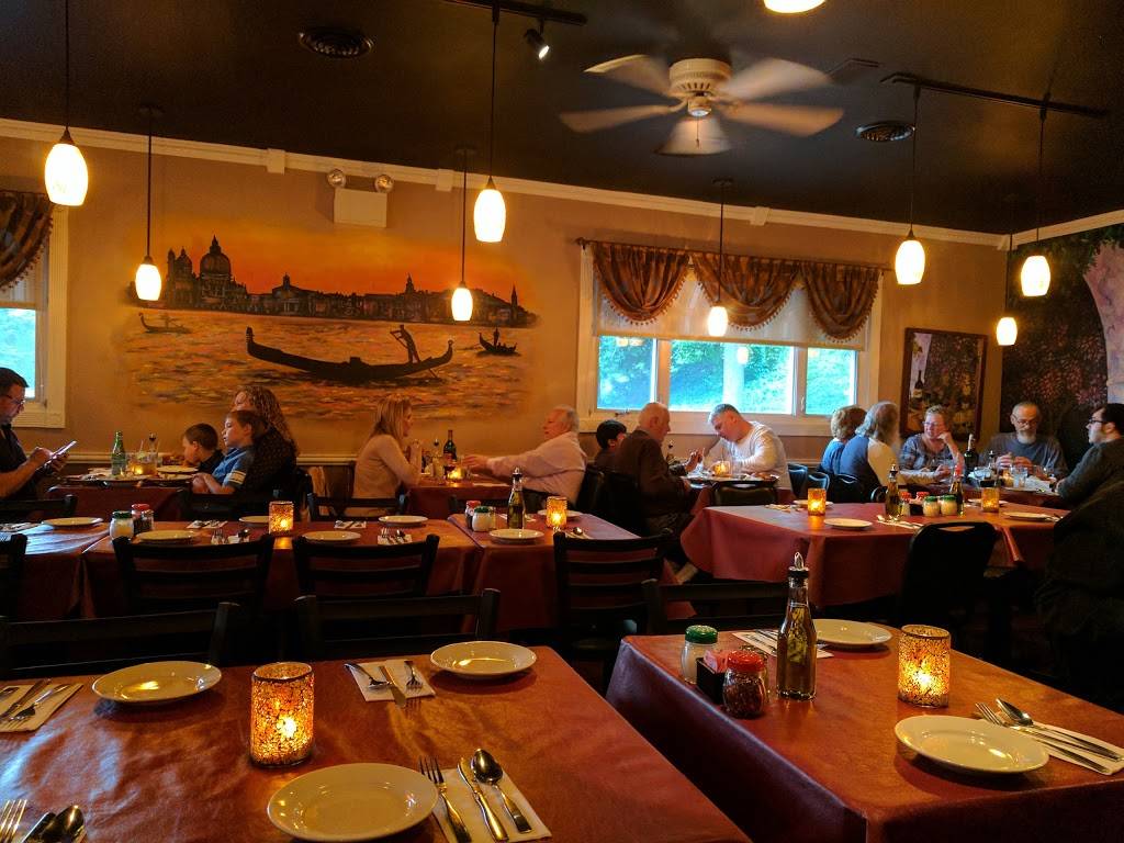 Cafe Lombardis | restaurant | 294 Horsham Rd, Horsham, PA 19044, USA | 2154432500 OR +1 215-443-2500