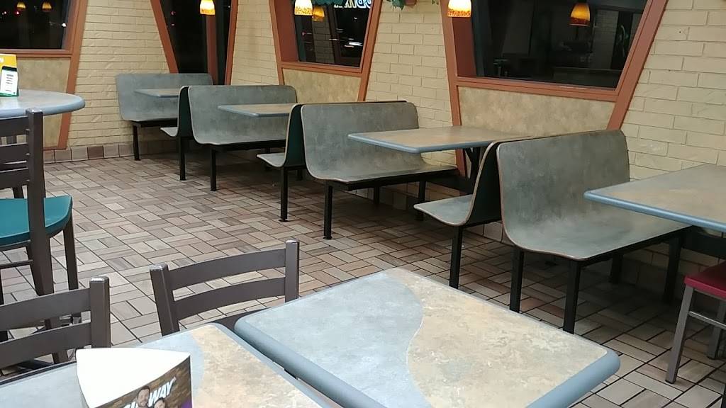 Subway | restaurant | 4227 NW 23rd St, Oklahoma City, OK 73107, USA | 4059177827 OR +1 405-917-7827