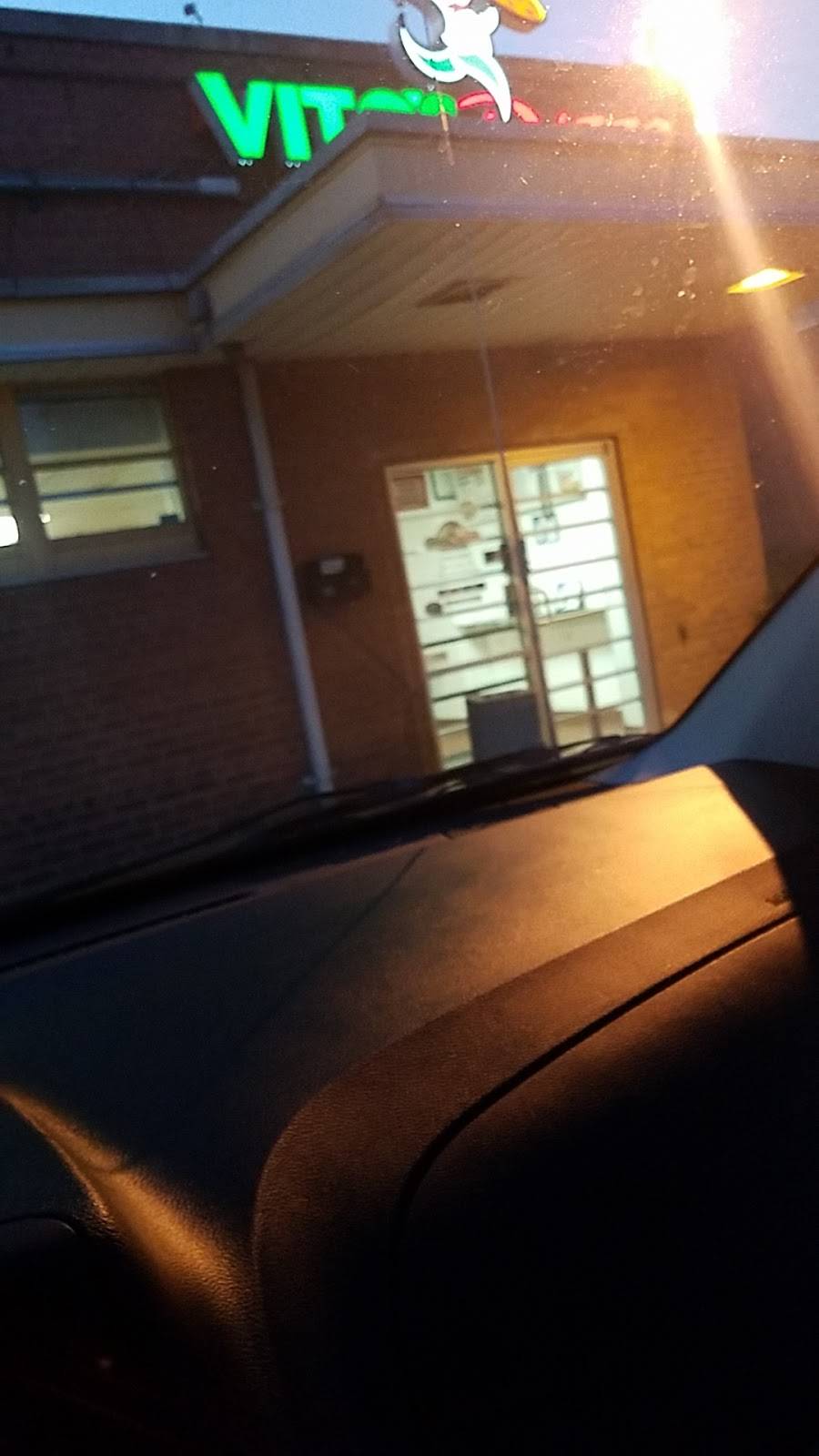 Vitos Pizza and Subs | restaurant | 315 S Detroit Ave, Toledo, OH 43609, USA | 4193858486 OR +1 419-385-8486