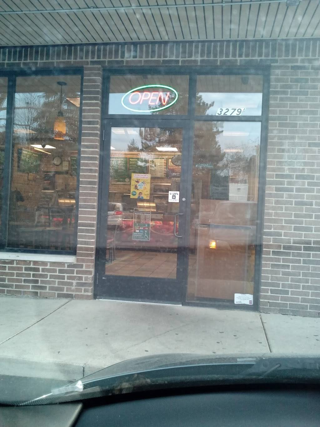 Subway Restaurants | restaurant | 3279 Auburn Rd, Auburn Hills, MI 48326, USA | 2482994431 OR +1 248-299-4431