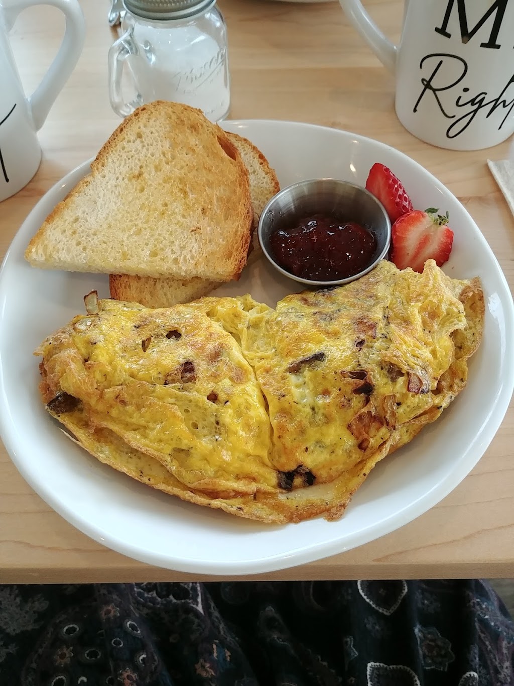 Cove Cafe | restaurant | 8089 Dixie Hwy, Ira Township, MI 48023, USA | 5867010288 OR +1 586-701-0288