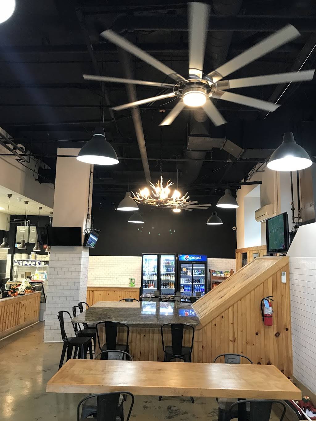 Maker Artisan Pizza | restaurant | 5301 Germantown Ave, Philadelphia, PA 19144, USA | 2677663667 OR +1 267-766-3667