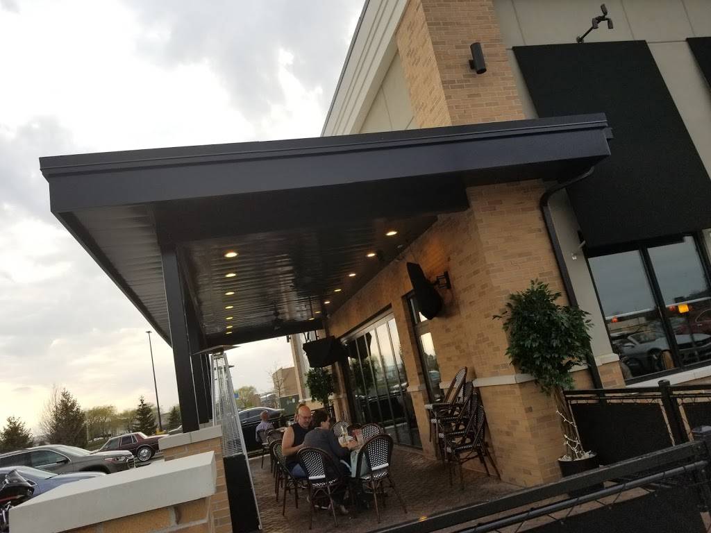 Luckys Steakhouse | restaurant | 830 Joe Mann Blvd, Midland, MI 48642, USA | 9896339133 OR +1 989-633-9133