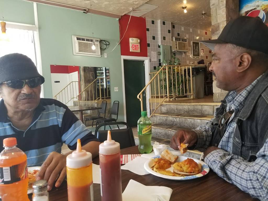 Lees Soul Food | restaurant | 1418 Roselle St, Linden, NJ 07036, USA | 9089254486 OR +1 908-925-4486