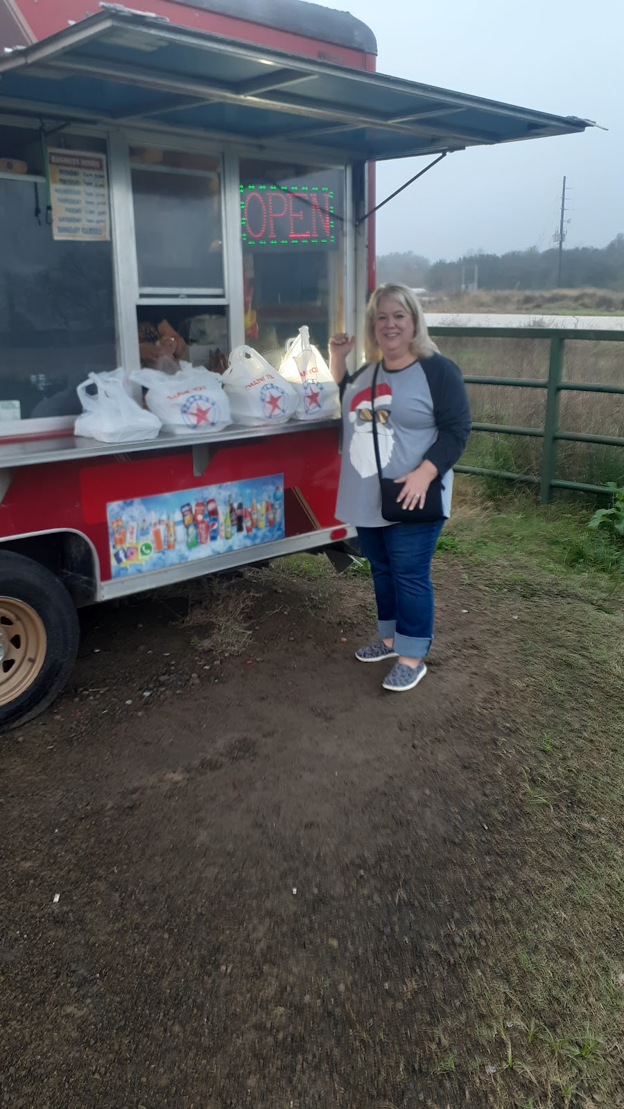 Tacos Bravos n platers | restaurant | 10407 TX-36, Orchard, TX 77464, USA | 8327574291 OR +1 832-757-4291