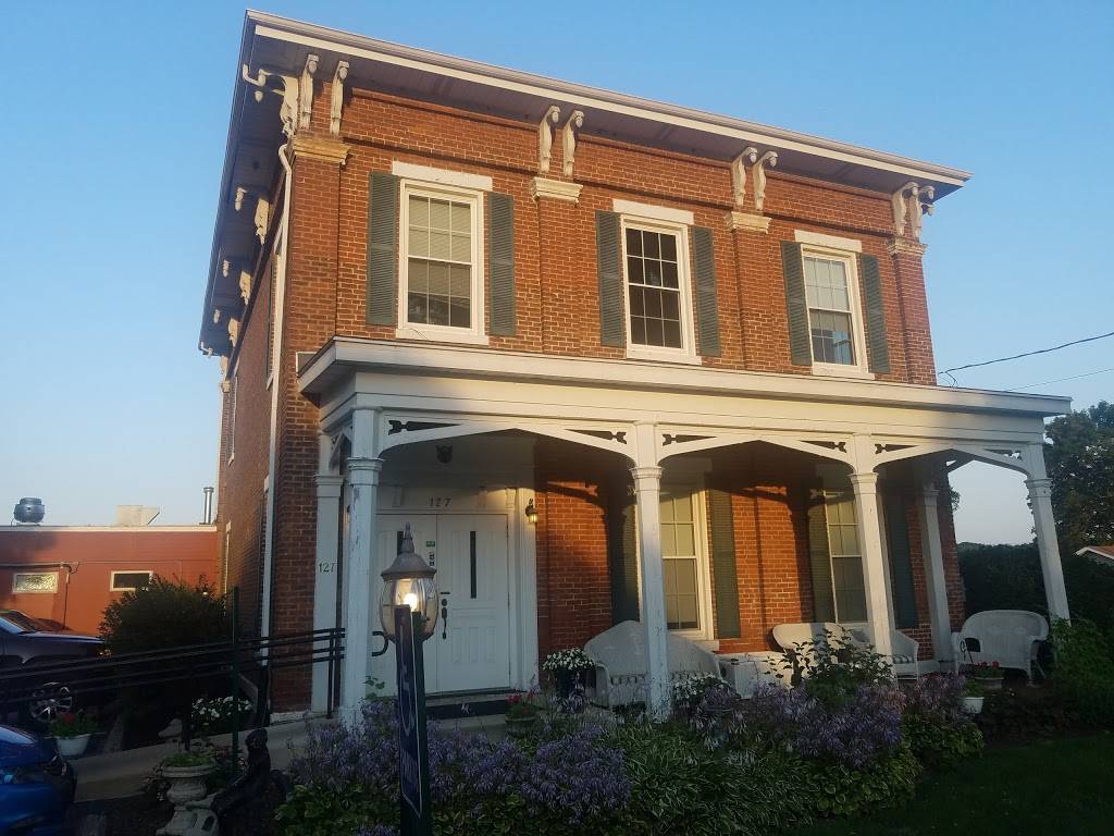 Crane & Pelican Cafe | restaurant | 127 S 2nd St, Le Claire, IA 52753, USA | 5632898774 OR +1 563-289-8774