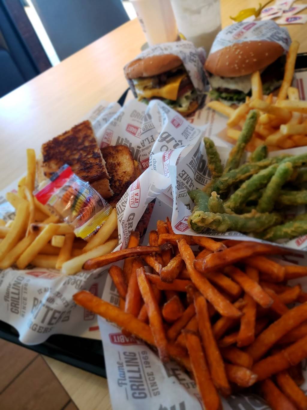 The Habit Burger Grill | restaurant | 20735 Stevens Creek Blvd, Cupertino, CA 95014, USA | 4083662208 OR +1 408-366-2208