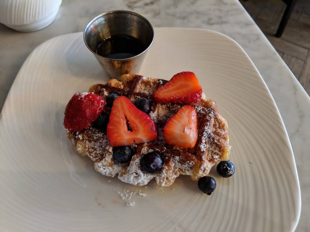 Orange Blossom | restaurant | 2000 Collins Ave #7, Miami Beach, FL 33139, USA | 3057638983 OR +1 305-763-8983