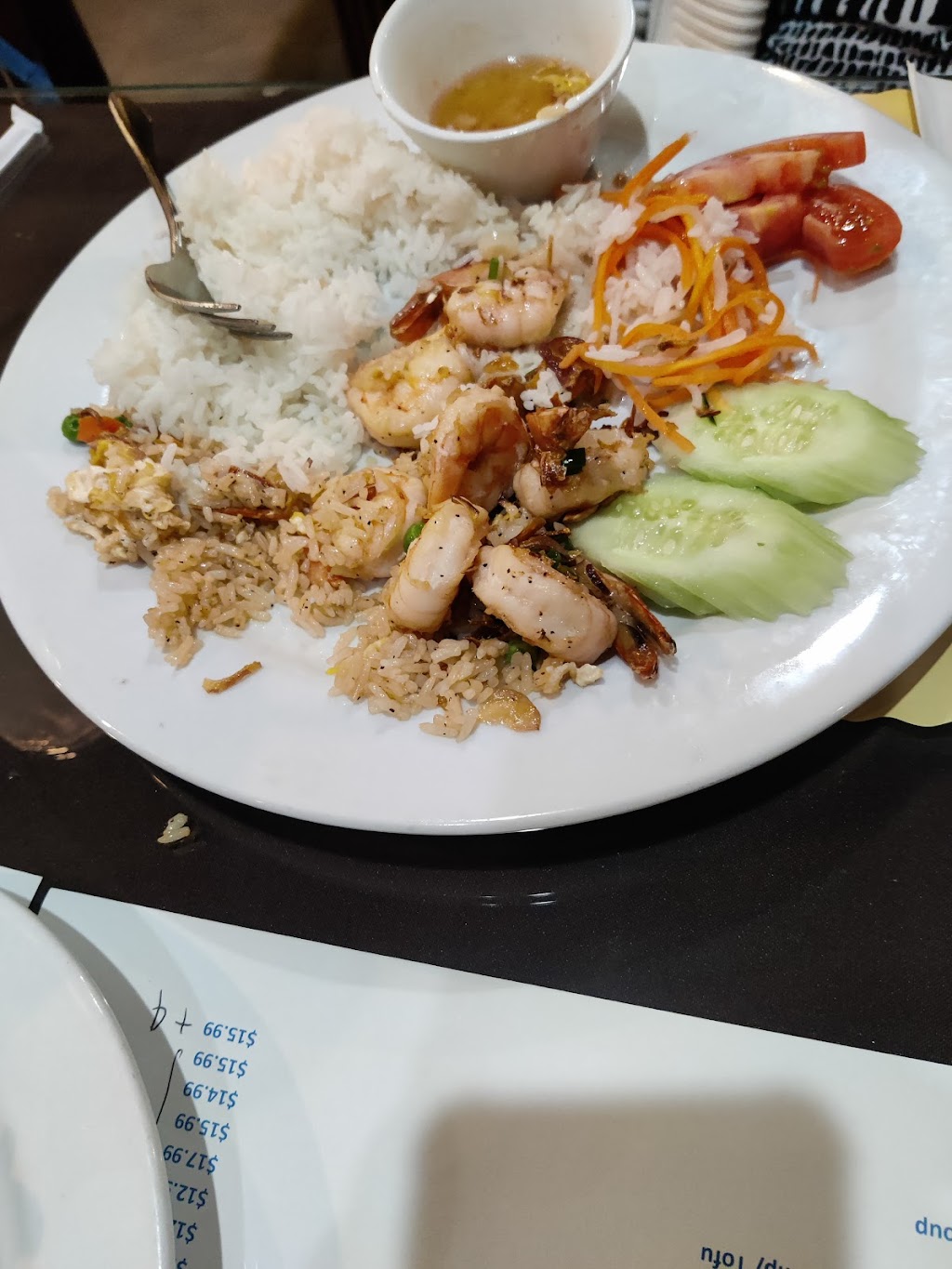 Hello Vietnam Pho&Roll | restaurant | 2922 N Hayden Rd, Scottsdale, AZ 85251, USA | 4805901980 OR +1 480-590-1980