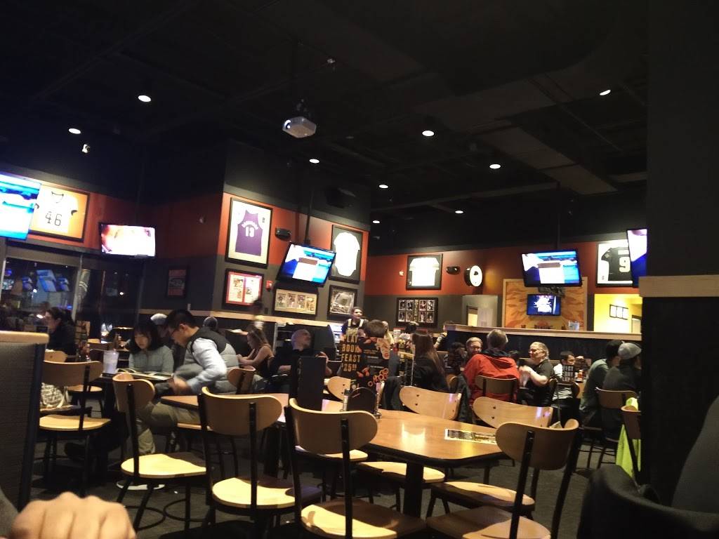 Buffalo Wild Wings | restaurant | 360 Brown St, West Lafayette, IN 47906, USA | 7657431188 OR +1 765-743-1188