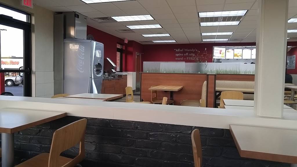 Wendys | restaurant | 241 S Lowry St, Smyrna, TN 37167, USA | 6154599579 OR +1 615-459-9579
