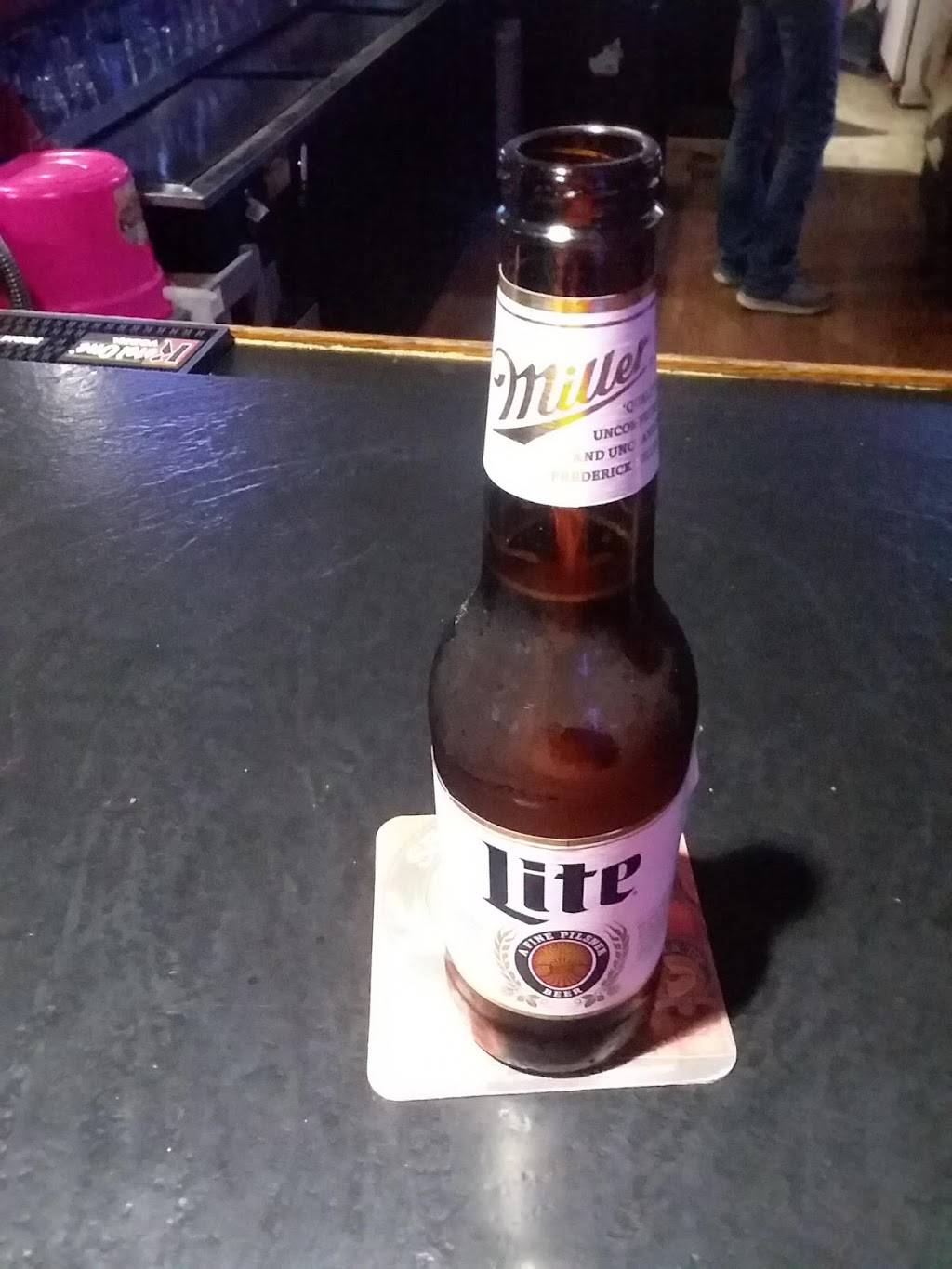 The Pour House | restaurant | 754 IL-4, Marissa, IL 62257, USA | 6182952800 OR +1 618-295-2800