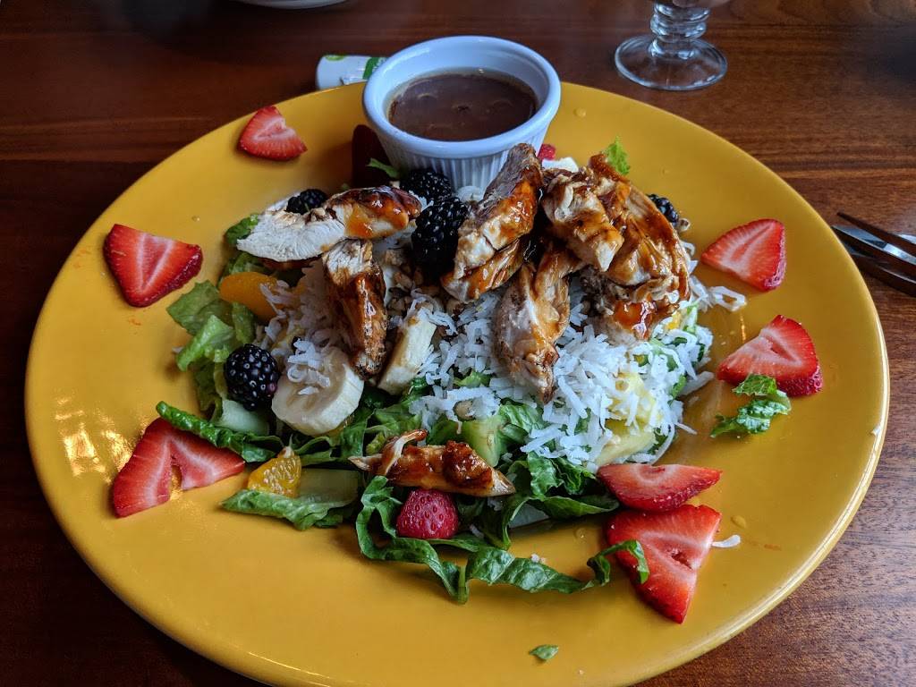 The Red Parrot Restaurant | restaurant | 348 Thames St, Newport, RI 02840, USA | 4018473800 OR +1 401-847-3800