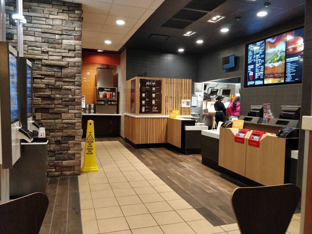 McDonalds | cafe | 907 Freeport Rd, Pittsburgh, PA 15238, USA | 4127990121 OR +1 412-799-0121