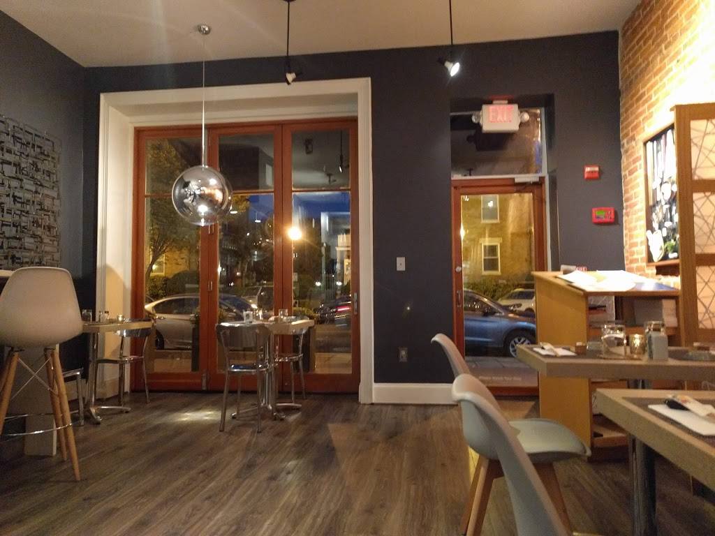 Sushi Hachi | restaurant | 735 8th St SE, Washington, DC 20003, USA | 2026401881 OR +1 202-640-1881