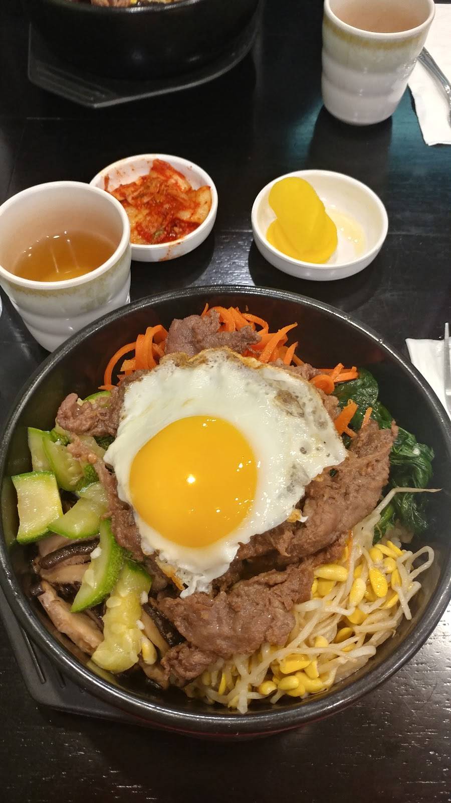 Kor-Fusion Cafe | restaurant | 1514 W Taylor St, Chicago, IL 60607, USA | 3122439559 OR +1 312-243-9559