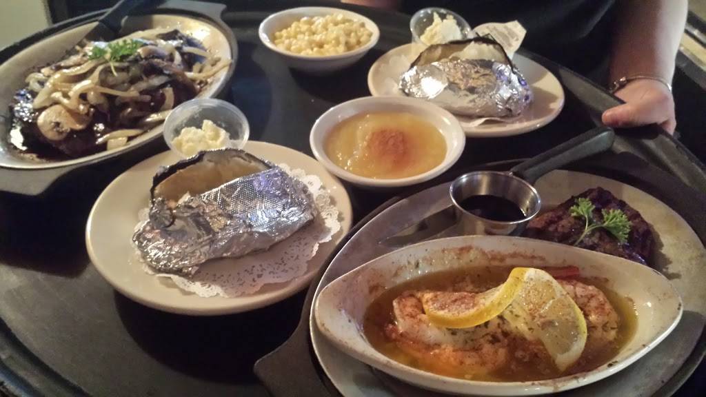 The Station House | restaurant | 101 Willing St, Llewellyn, PA 17944, USA | 5705444456 OR +1 570-544-4456