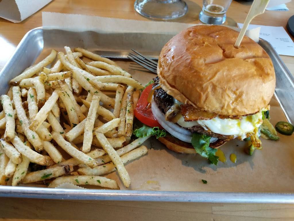 Hopdoddy Burger Bar | restaurant | 2300 W 7th St Ste 140, Fort Worth, TX 76107, USA | 8172702337 OR +1 817-270-2337