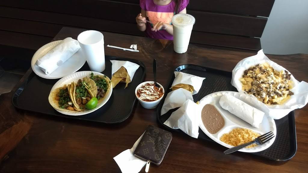 El Molino de Oro | restaurant | 728 N Tustin St, Orange, CA 92867, USA | 7146029607 OR +1 714-602-9607