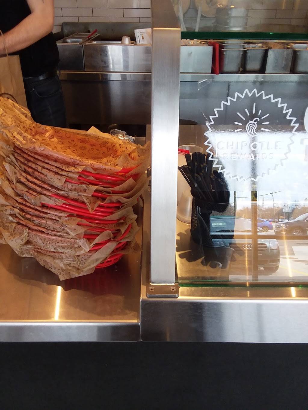 Chipotle Mexican Grill | restaurant | 7630 Beechmont Ave, Anderson Township, OH 45255, USA | 5132310157 OR +1 513-231-0157