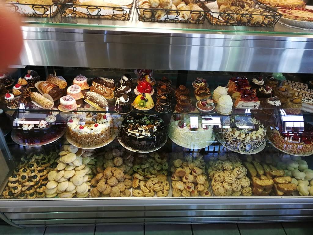 Pâtisserie Boulangerie Del Sole Anjou | bakery | 7750 Boul Henri-Bourassa E, Montréal, QC H1E 1P2, Canada | 5146483222 OR +1 514-648-3222