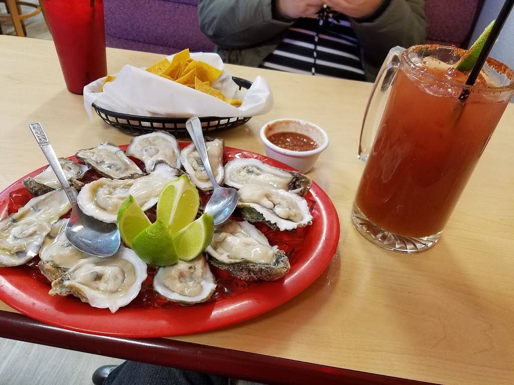 El Velero Seafood & Mexican | restaurant | 768 Sandtown Rd SW, Marietta, GA 30008, USA | 7707958360 OR +1 770-795-8360