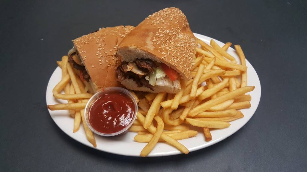 Mandy Restaurant | restaurant | 1705 Wyandotte St W, Windsor, ON N9B 1J2, Canada | 5192587000 OR +1 519-258-7000