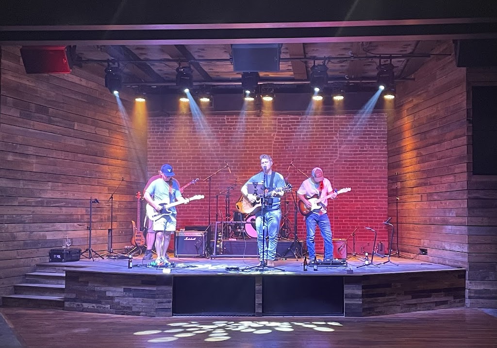 The Fennec | restaurant | 1630 2nd Ave S, Birmingham, AL 35233, USA | 6592082480 OR +1 659-208-2480